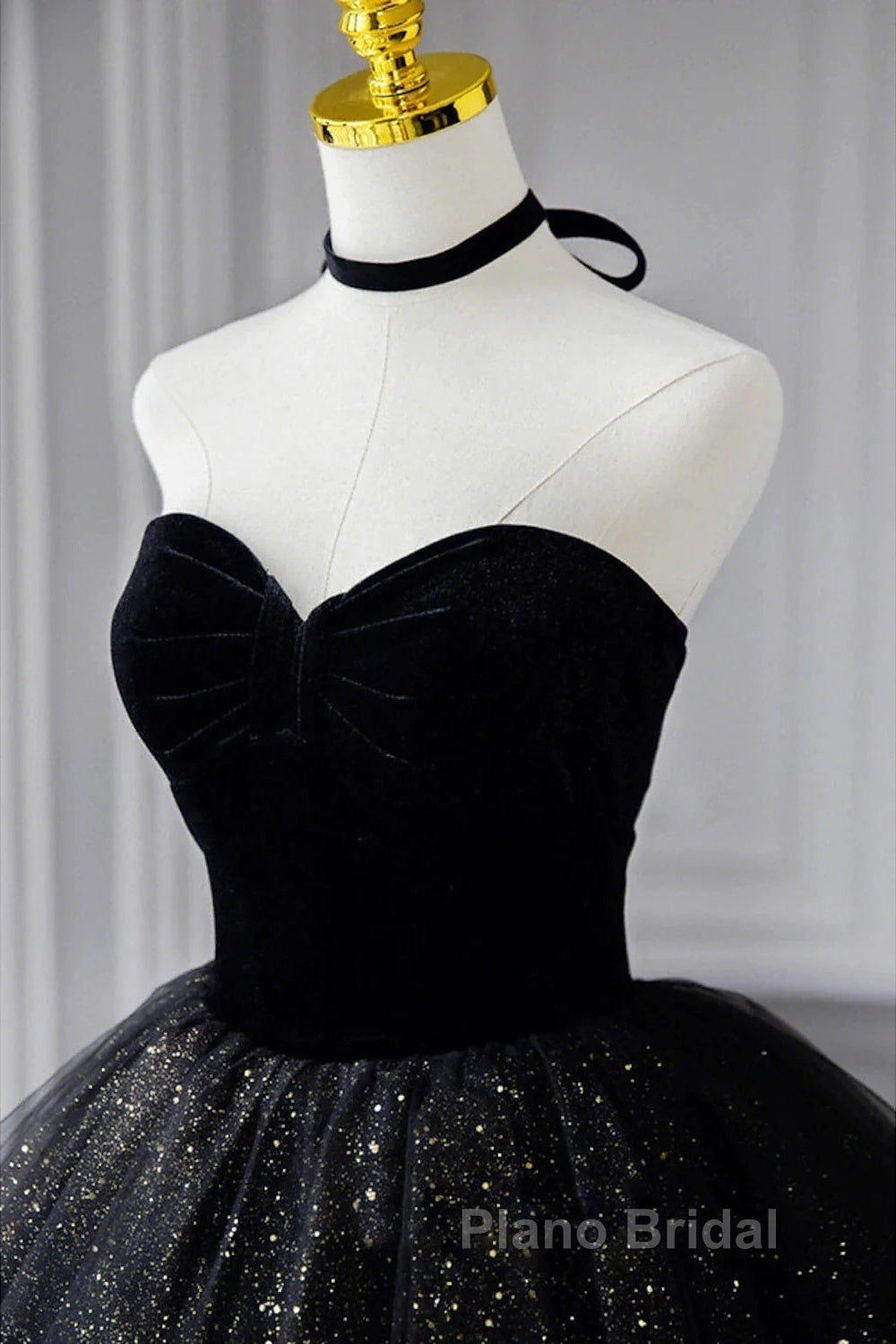 A-Line Formal Prom Dresses Black Dresses Dresses Formal Birthday Floor Length Sleeveless Strapless Tulle With Ruched Sequin Secondary image