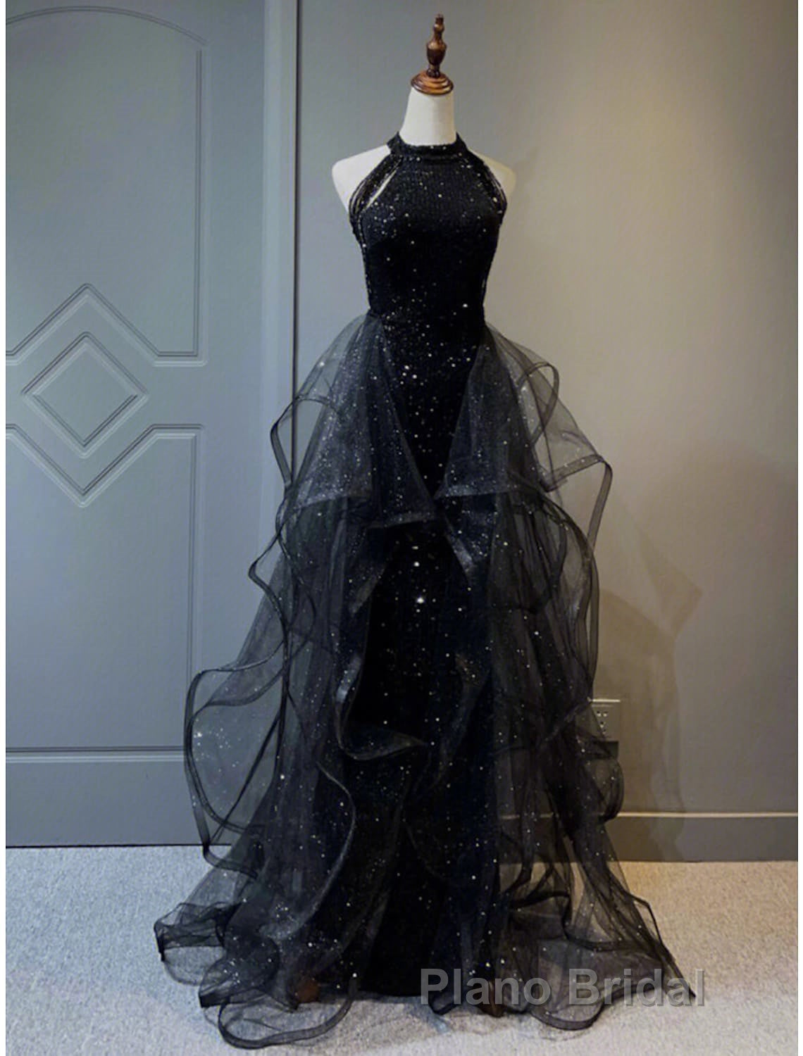A-Line Formal Prom Dresses Sparkle & Shine Dresses Wedding Party Sweep / Brush Train Sleeveless Sequined with Crystals Sequin Ruffles