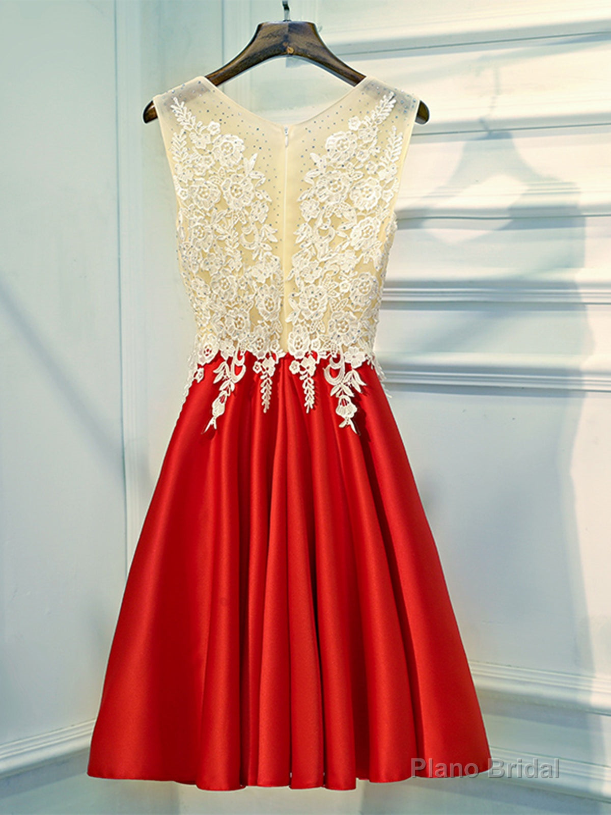 A Line Round Neck Red Short Lace Prom Dresses, Short Red Lace Formal Homecoming Dresses Secondary image