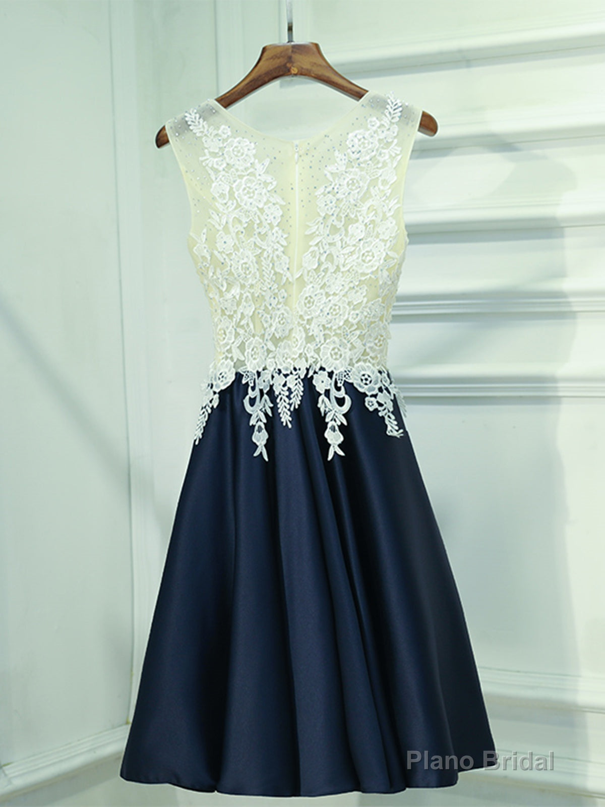 A Line Round Neck Short Lace Prom Dresses, Navy Blue Short Lace Formal Homecoming Dresses Secondary image