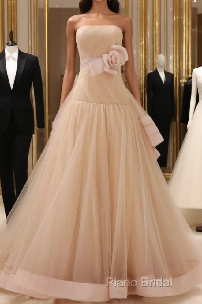 A-Line Stomacher Tiered Wedding Dresses Court Train With Appliques Main image