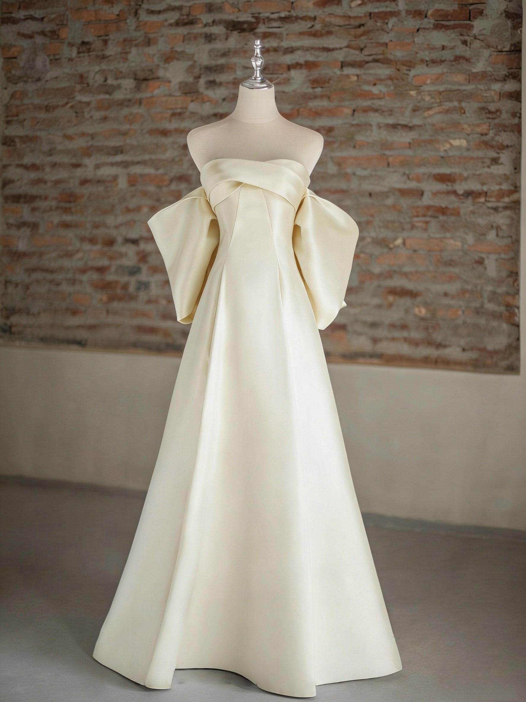 A-Line Sweetheart Neck Sweep Train Satin Ivory Long Formal Prom Dresses