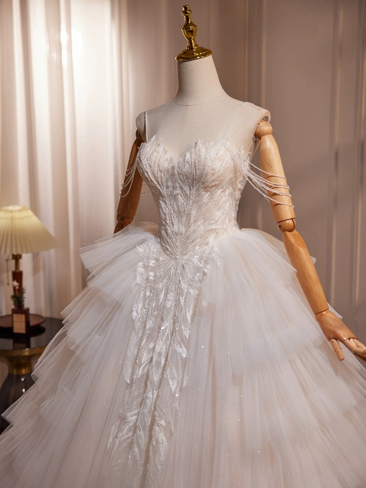 A-Line Sweetheart Neck Tulle Lace Applique Beige Long Formal Prom Dresses With Beads