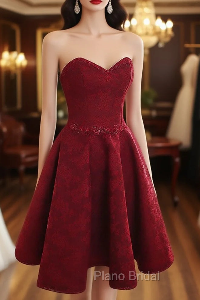 A-line Sweetheart Sleeveless Lace Short/Mini Homecoming Dresses With Beading