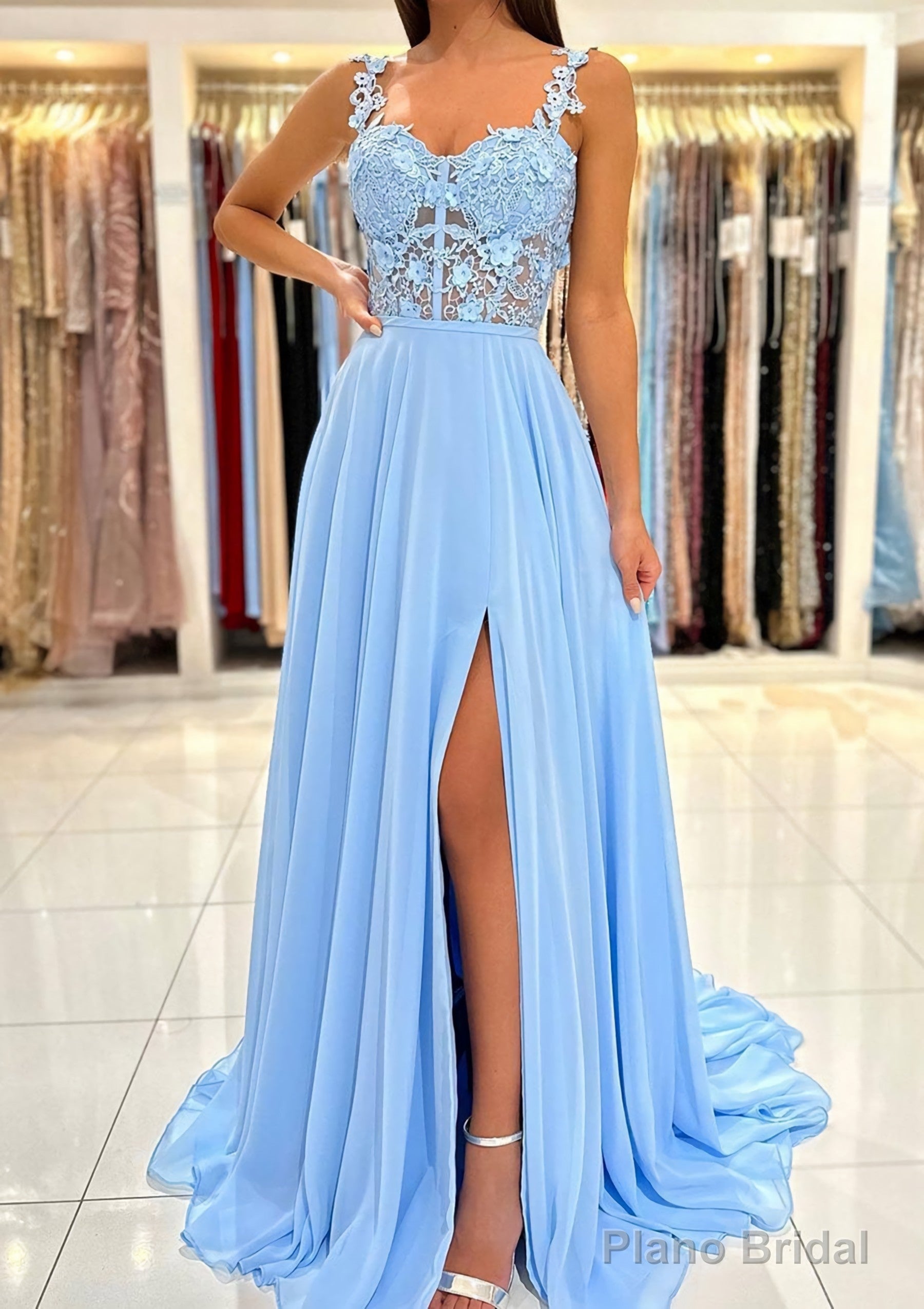 A-line Sweetheart Sleeveless Sweep Train Chiffon Prom Dresses With Appliqued Split Main image