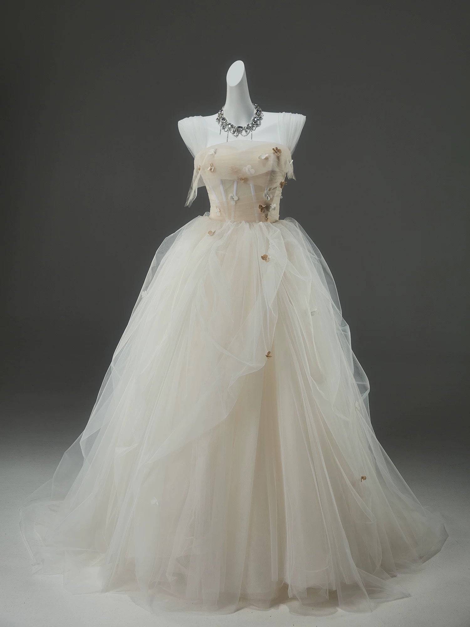 A-Line Tulle Sweep Train Champagne Long Formal Prom Dresses With Applique Main image