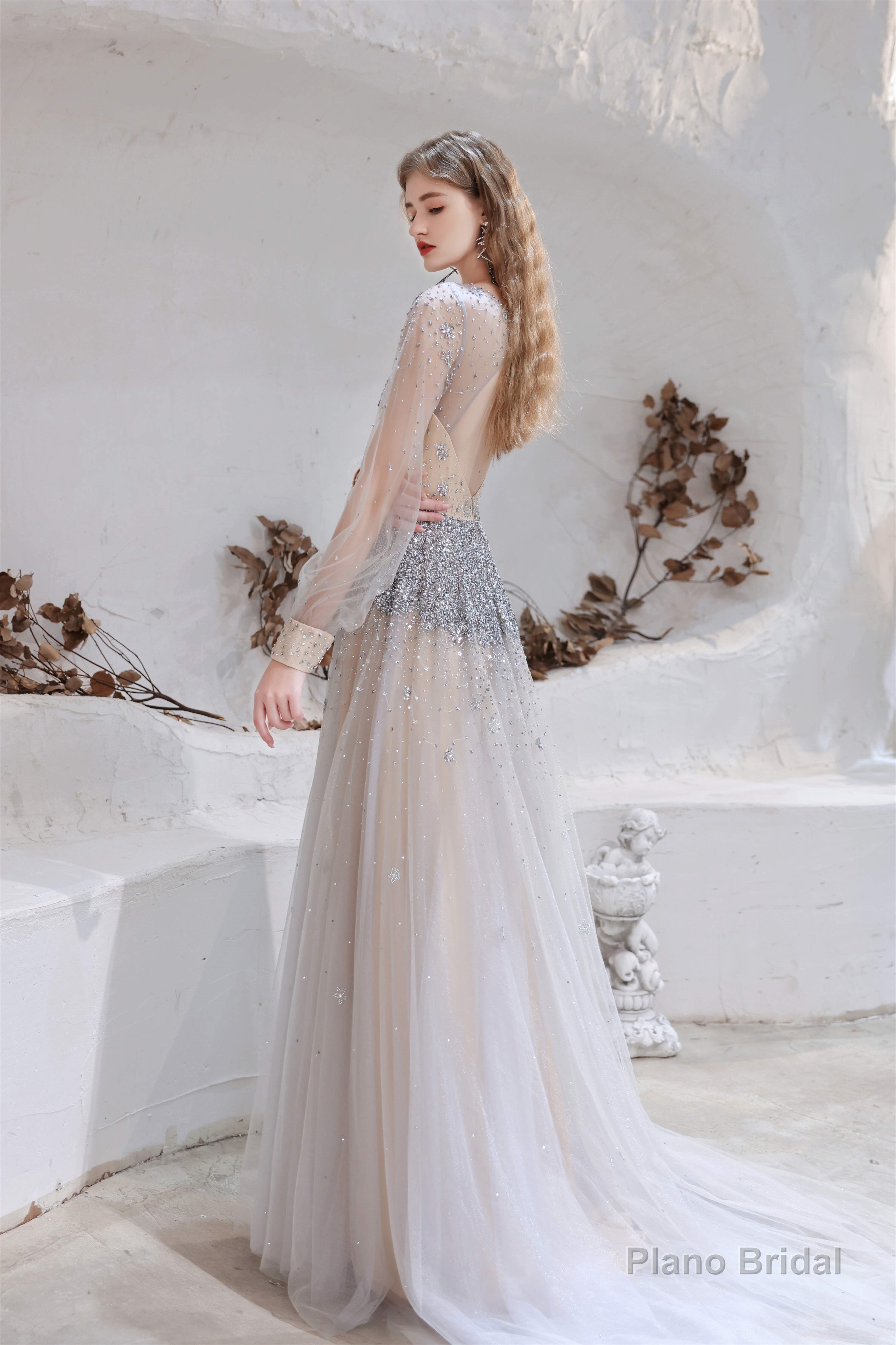 A Line V-Neck Long Sleeve Beading Tulle Court Train Prom Dresses