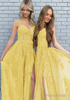 A-line V Neck Spaghetti Straps Long/Floor-Length Lace Prom Dresses With Split