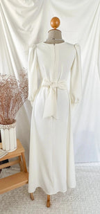 A-Line Vintage White Wedding Dresses Elegance Gown Minimal Long Sleeve Style Bride Dresses