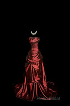 Aesthetic Ball Gown Strapless Burgundy Taffeta Formal Prom Dresses Ruffle Long Party Dresses