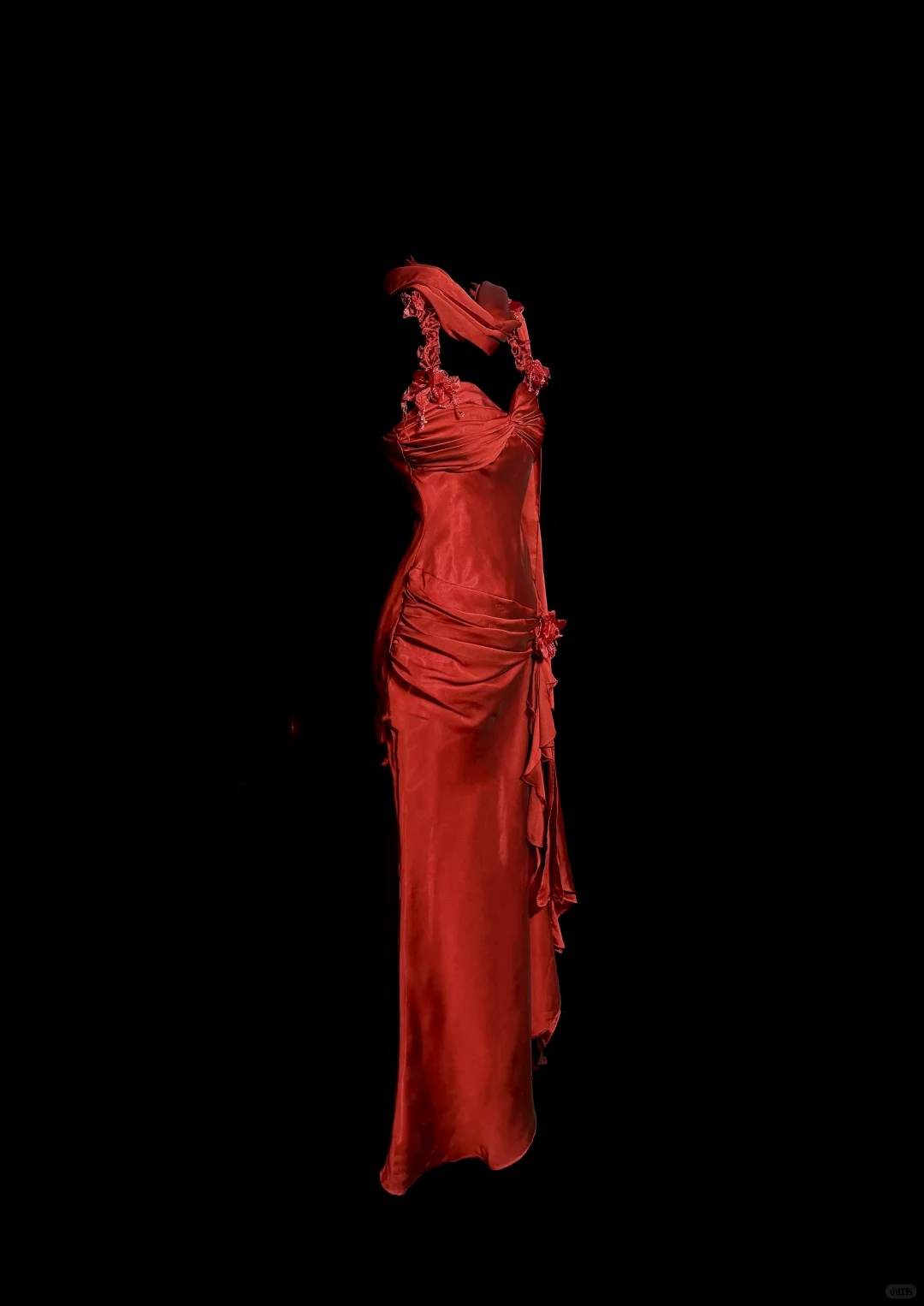 Aesthetic Mermaid Halter Neckline Red Satin Formal Prom Dresses Ruffle Long Party Dresses