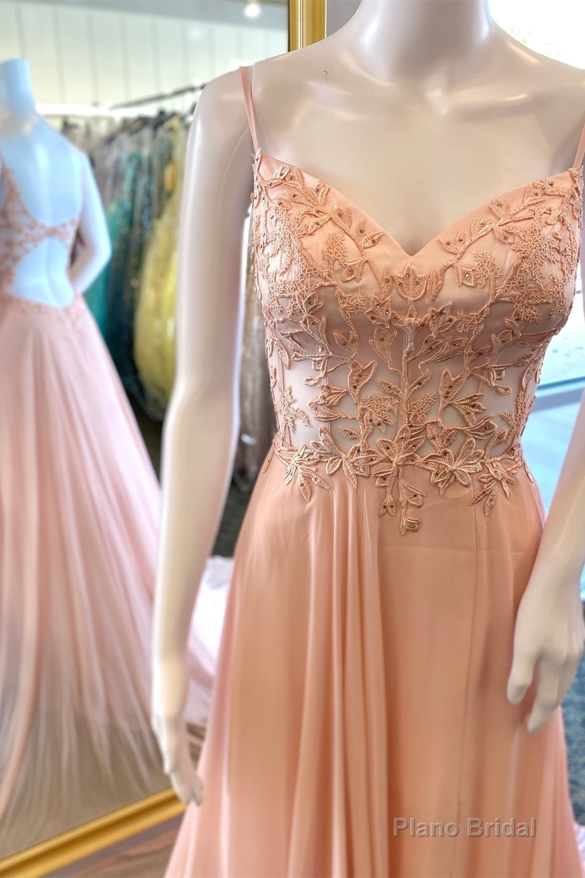 Simple Pink A-line Lace Appliques Chiffon Long Prom Dress Main image