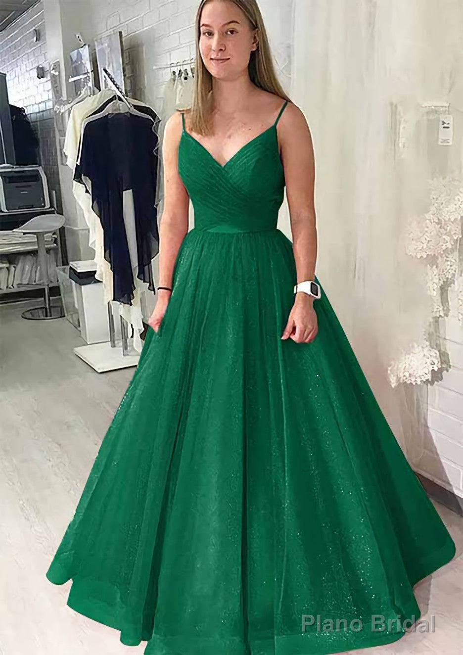 Ball Gown Long/Floor-Length Sparkling Tulle Prom Dresses With Pleated