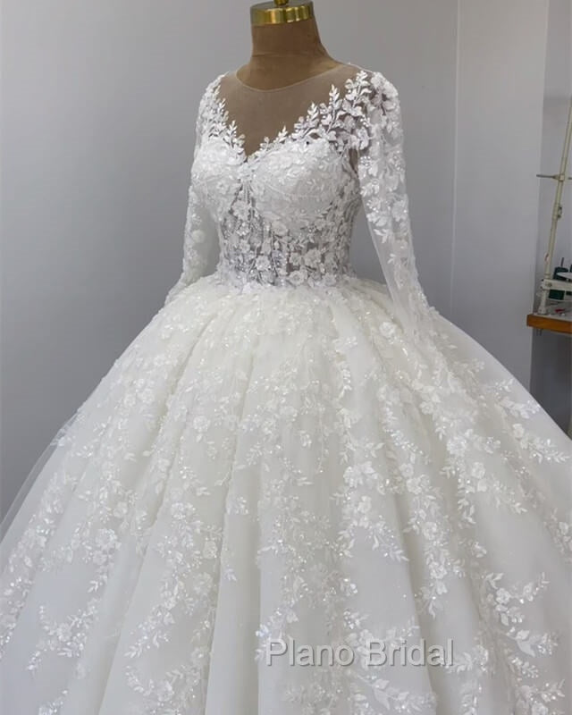 Ball Gown Long Sleeve Lace Wedding Dresses Secondary image