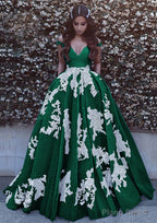 Ball Gown Off-the-Shoulder Sleeveless Court Train Tulle Prom Dresses With Pleated Appliqued