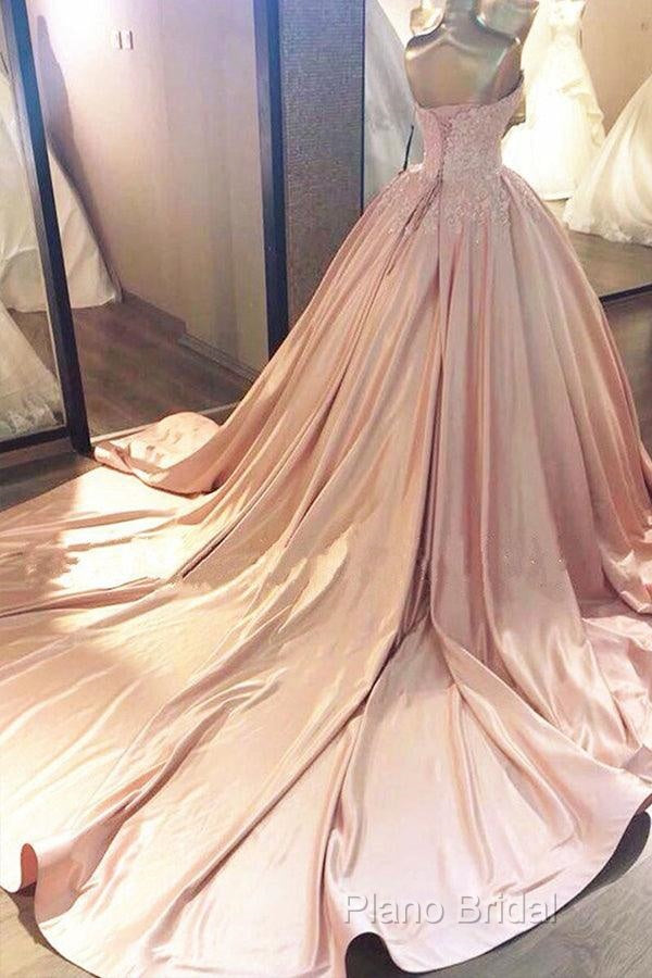 Ball Gown Pink Sweetheart Lace Formal Prom Formal Dresses With Court Train Secondary image