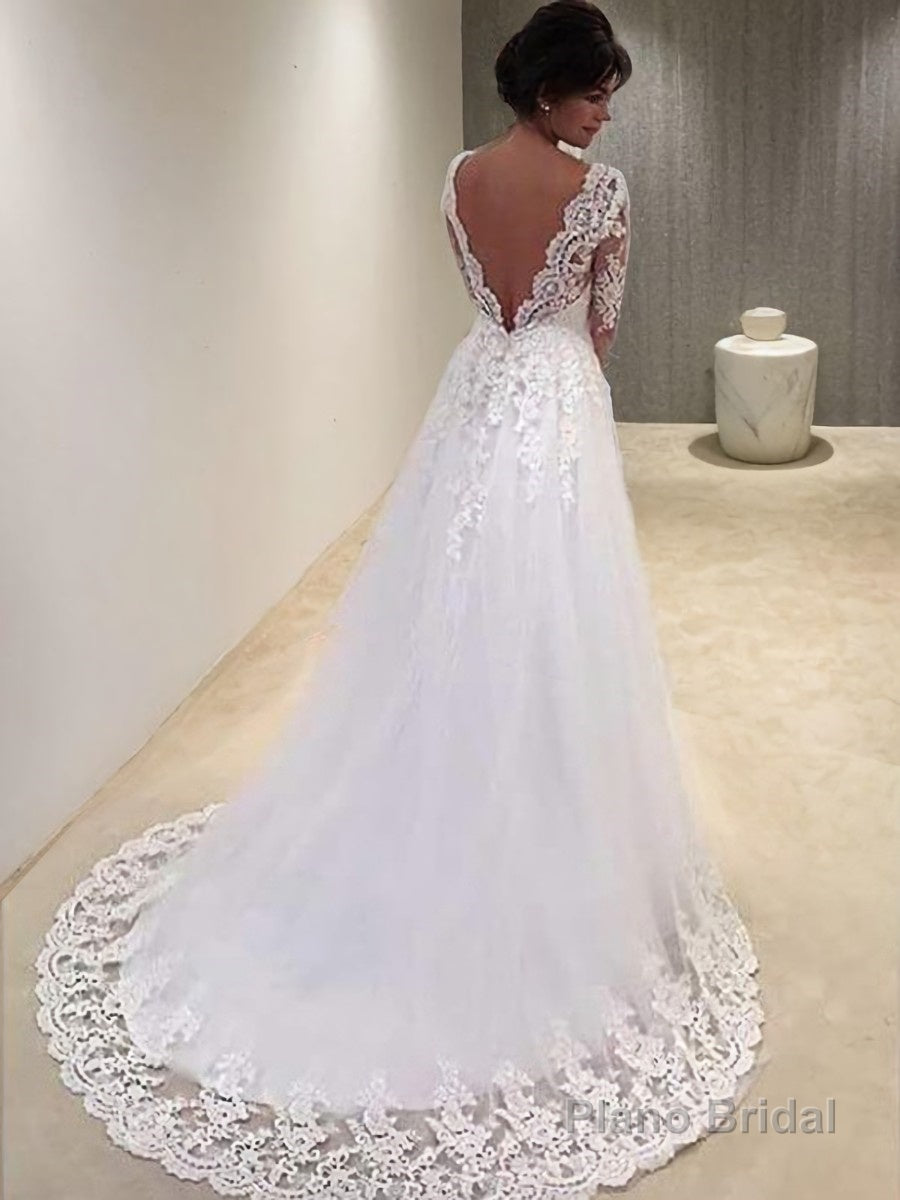 Ball Gown V-neck Court Train Tulle Wedding Dresses With Appliques Lace Secondary image