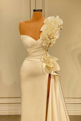 Sparkly Ruffles Split Wedding Dress With Glitter Long White One Shoulder