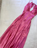 Beautiful A Line Spaghetti Straps Green Long Formal Prom Dresses Backless Satin Formal Evening Gowns