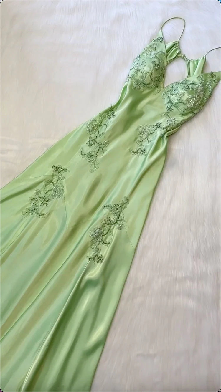 Beautiful A Line Spaghetti Straps Green Long Formal Prom Dresses Backless Satin Formal Evening Gowns Main image