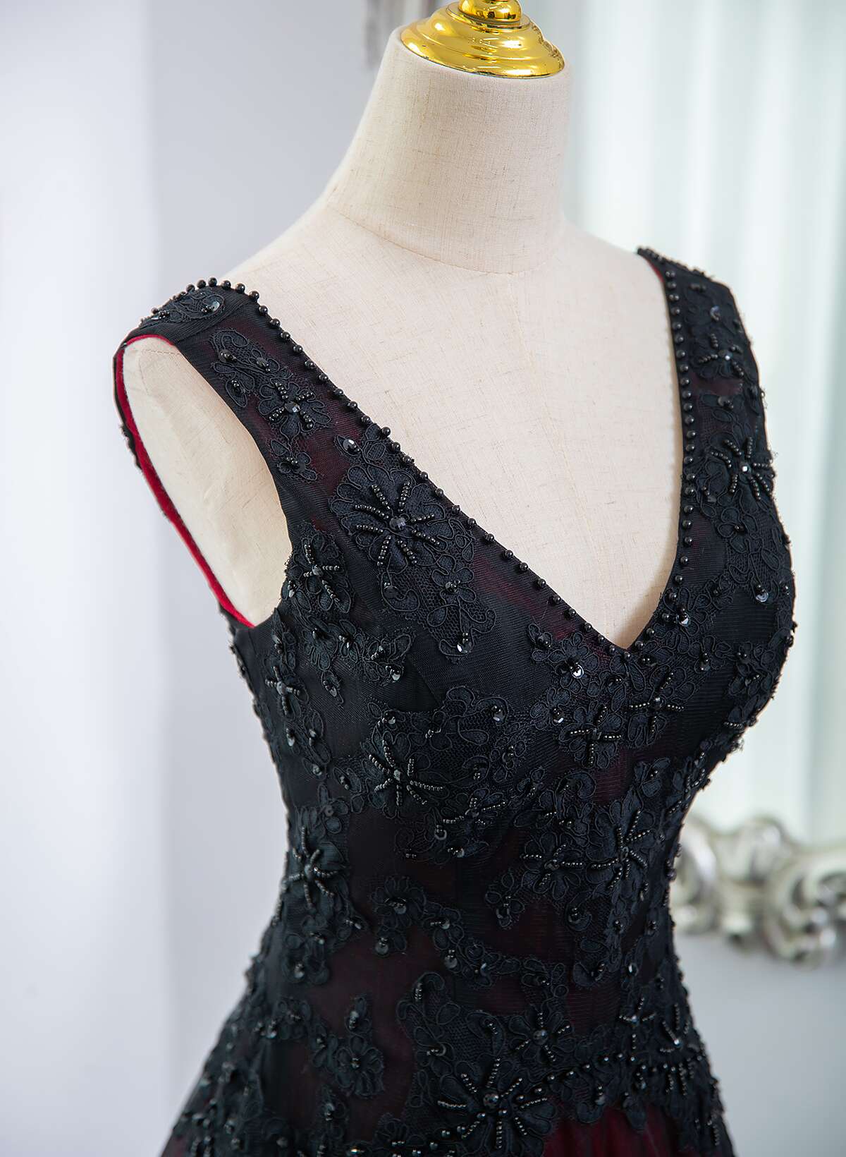 Beautiful Black And Red V-Neckline Tulle Beaded Formal Dresses, A-Line Formal Prom Dresses