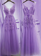 Beautiful Light Purple Tulle V-Neckline Party Dresses , Tulle Formal Gowns