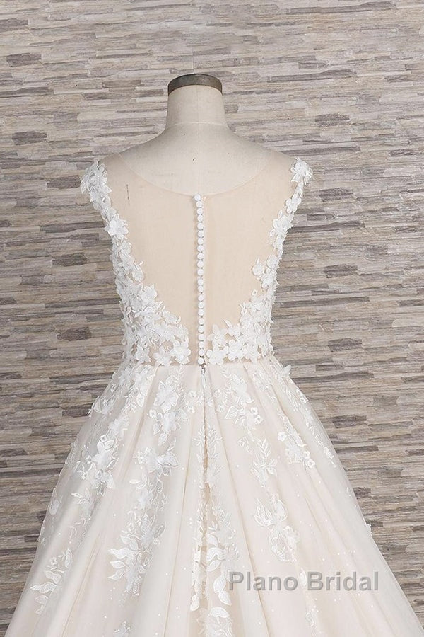 Beautiful Long A-line Tulle Lace Appliques Backless Wedding Dress