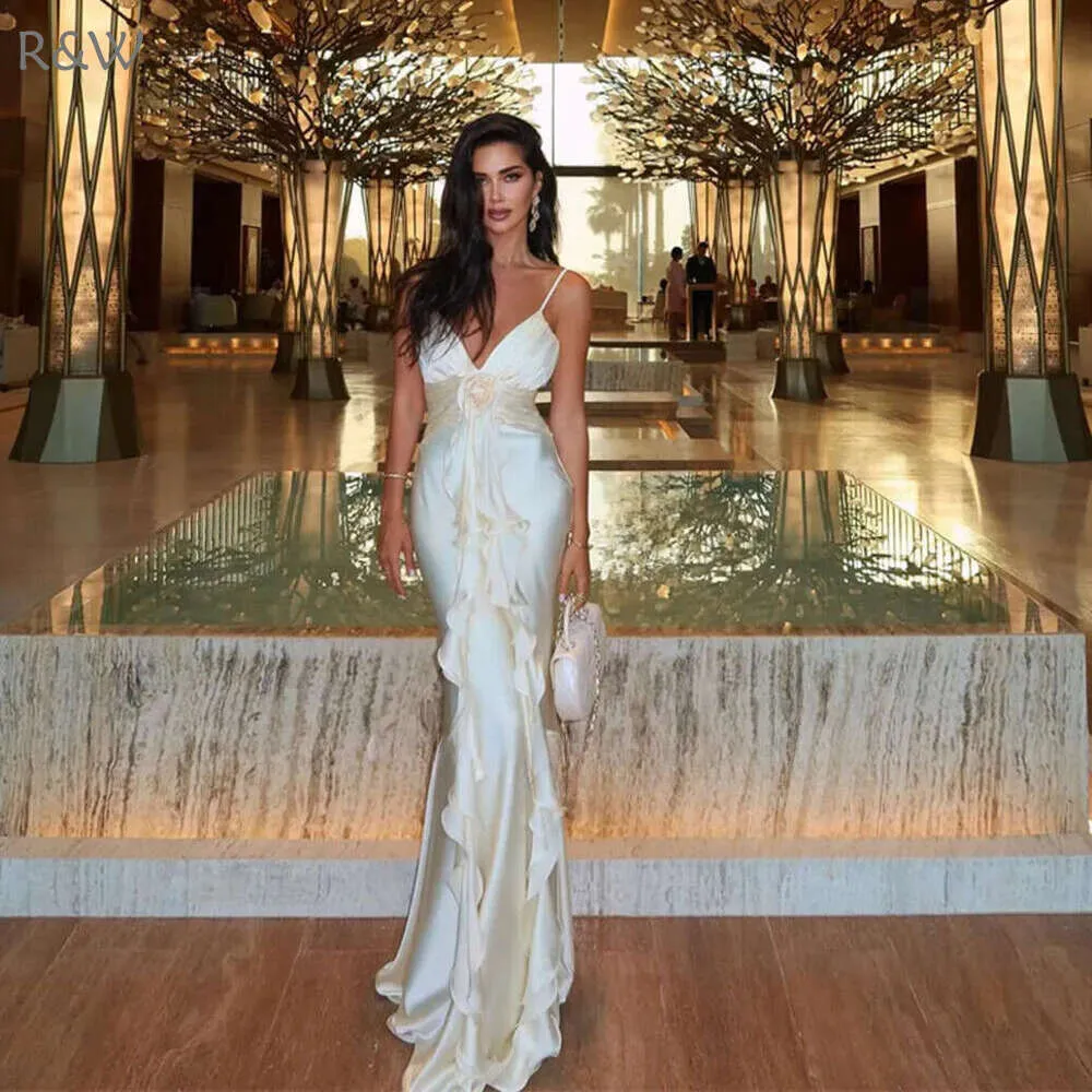 Beautiful Mermaid Spaghetti Straps Satin Long Party Dresses Formal Prom Dresses Secondary image