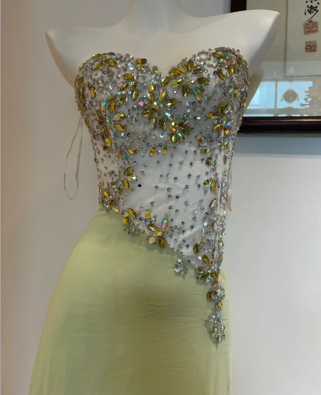 Beautiful Mermaid Sweetheart Neckline Rhinestone Chiffon Long Formal Prom Dresses