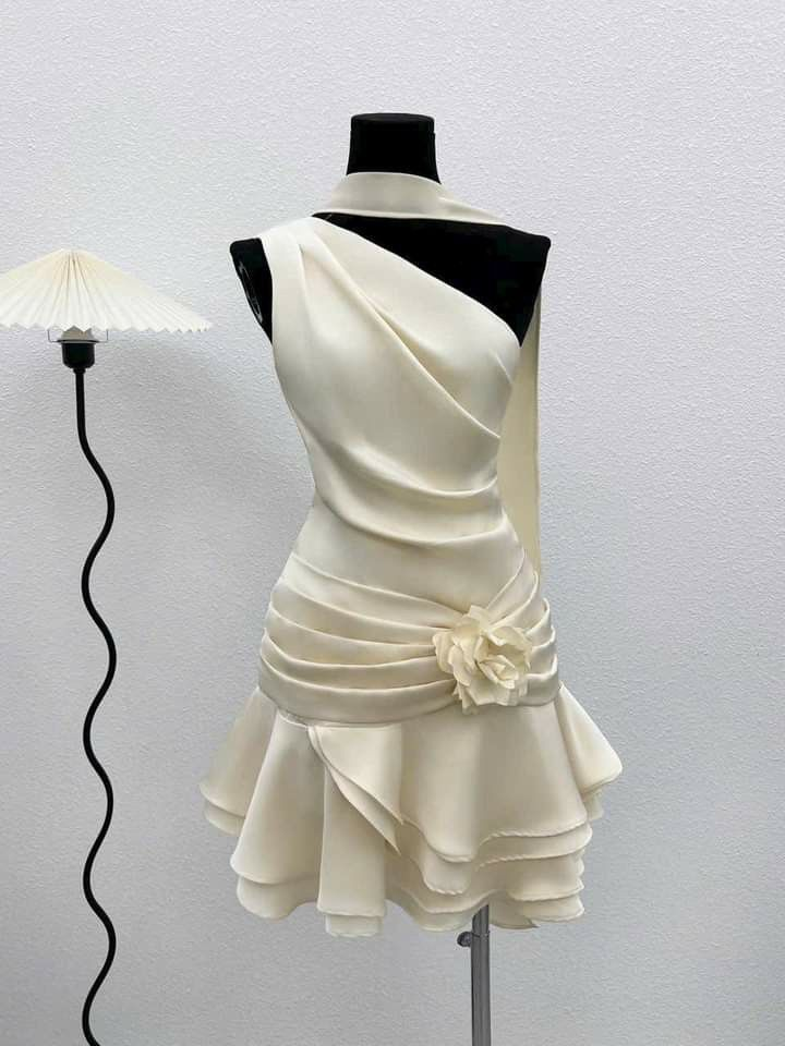 Beautiful One Shoulder Satin Pleated A Line Homecoming Dresses Secondary image