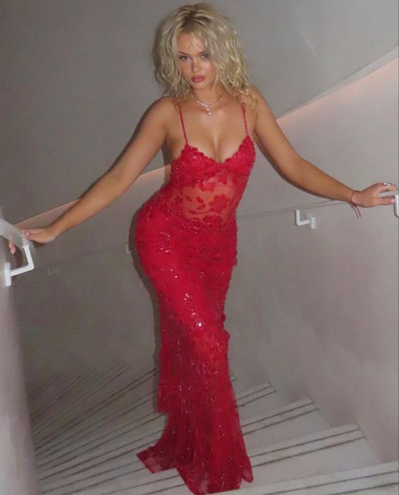 Beautiful Spaghetti Straps Birthday Party Dresses Red Lace Formal Prom Dresses Secondary image
