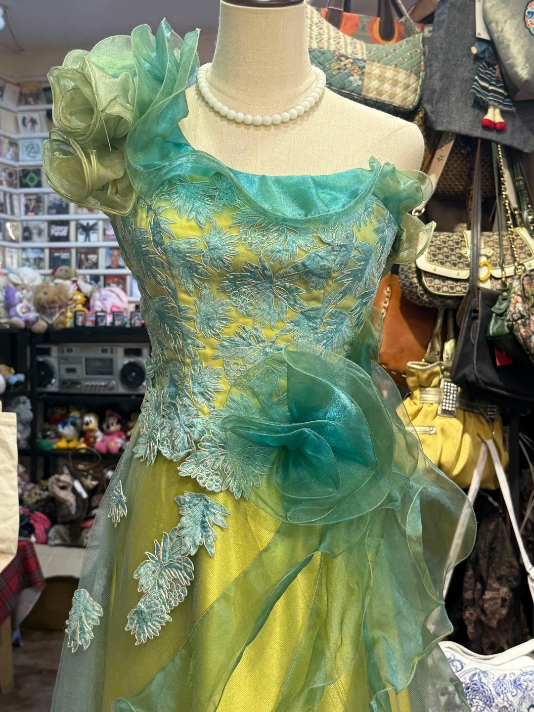 Beautiful Yellow-Green A-Line One-Shoulder Tulle Long Formal Prom Dresses