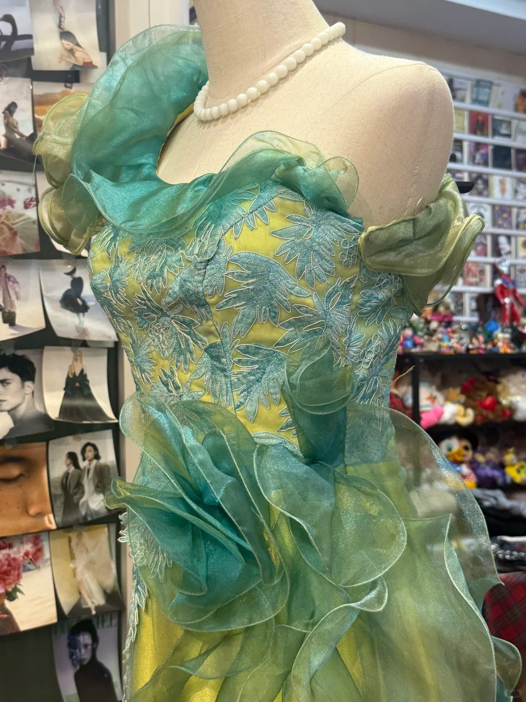 Beautiful Yellow-Green A-Line One-Shoulder Tulle Long Formal Prom Dresses