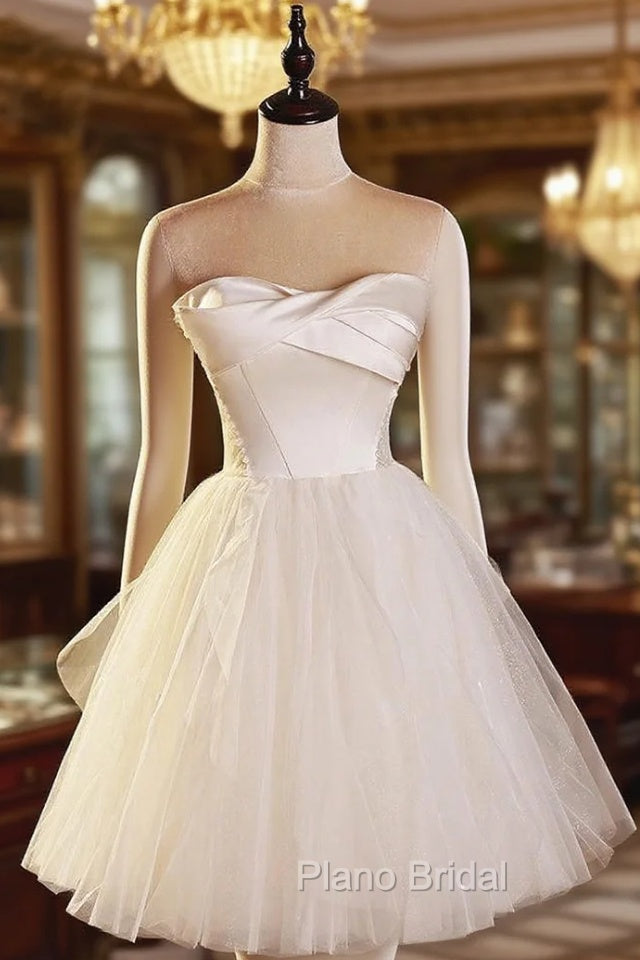 Beige Tulle Satin Strapless Pleats Homecoming Dresses
