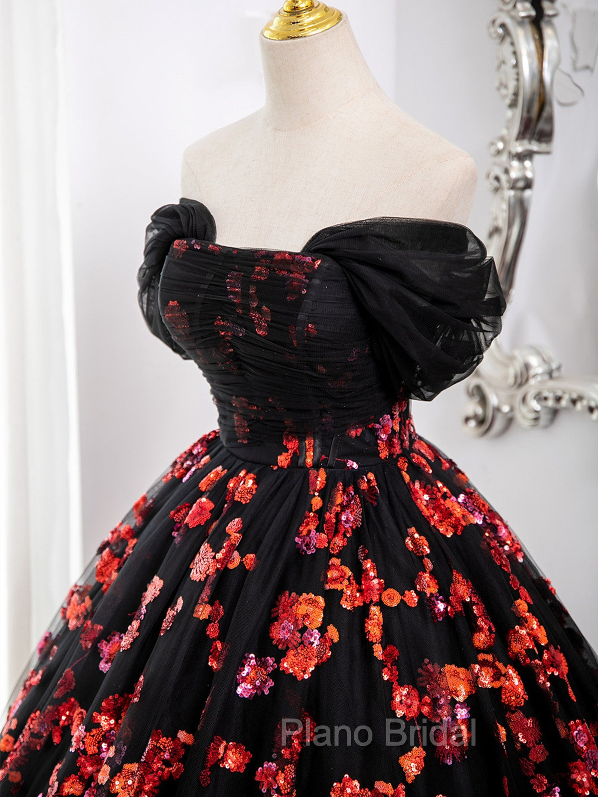 Black and Red Off Shoulder Floral Tulle Formal Dresses, Floor Length Party Dresses Secondary image