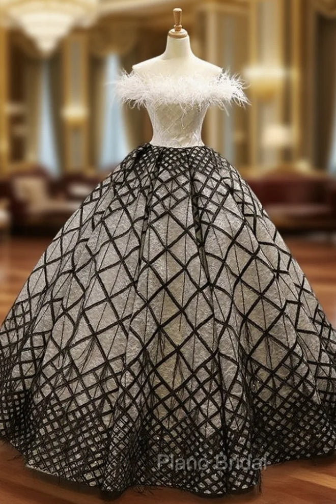 Black And White Ball Gown Off The Shoulder Lace Beading Haute Couture Formal Prom Dresses With Feather