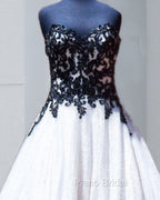 Black Lace Embroidery Wedding Dresses