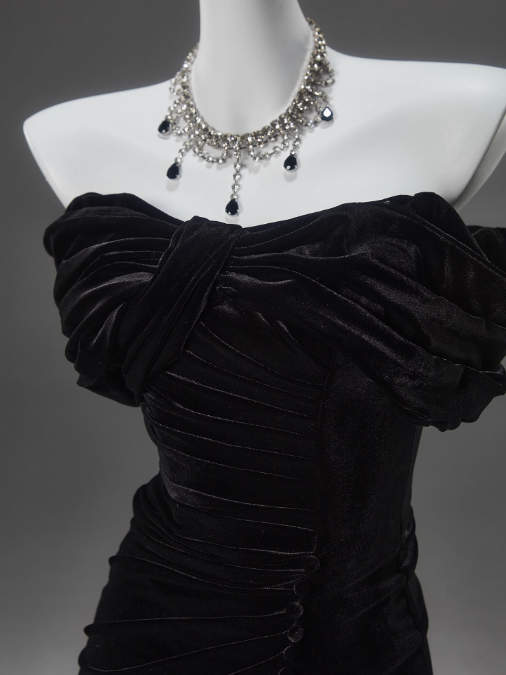Black Mermaid Off-The-Shoulder Velvet Long Formal Prom Dresses, Elegant Formal Evening Dresses