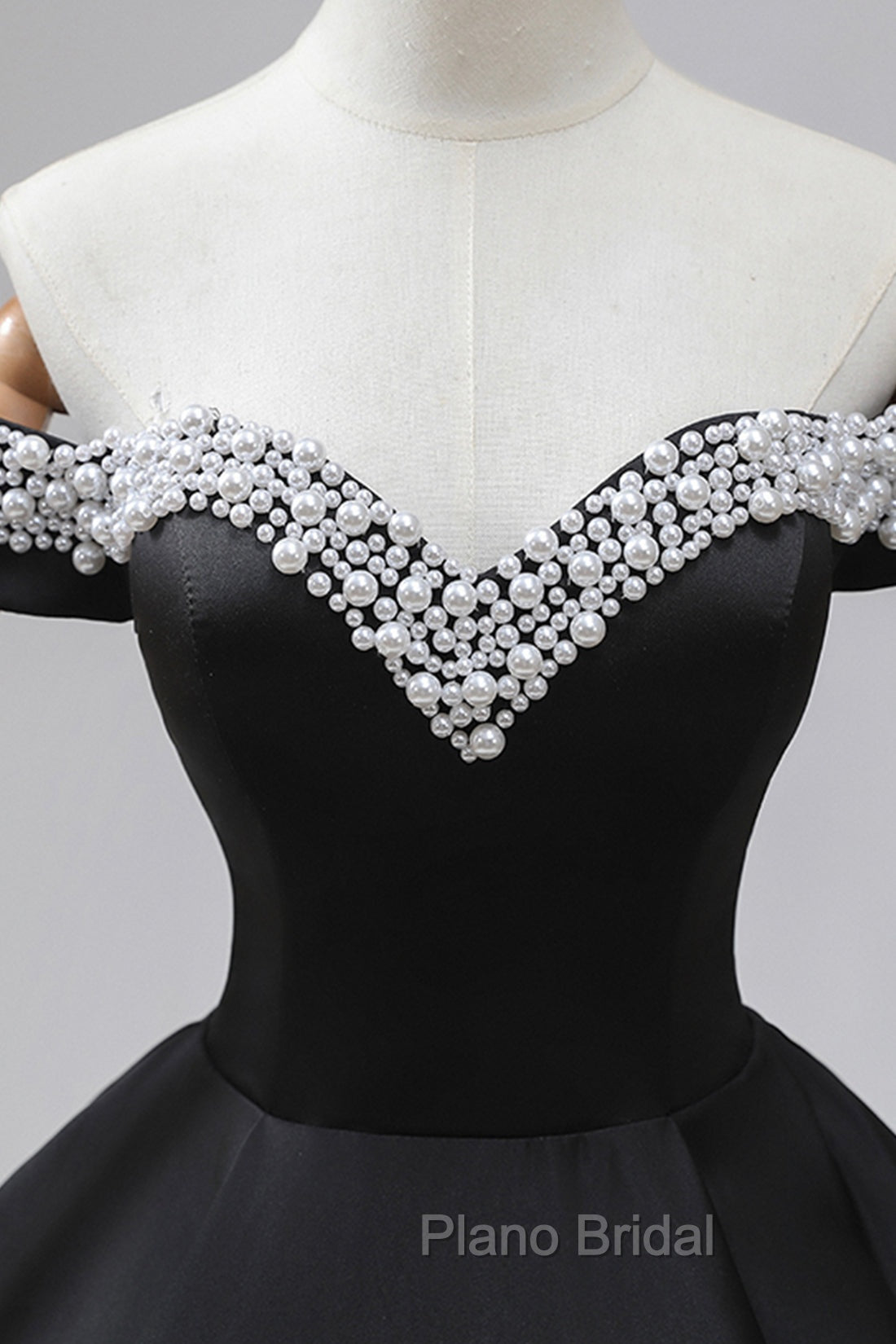 Black Off the Shoulder Pearls Long Sleeve Formal Prom Dresses, A-Line Evening Party Dresses with Slit Secondary image