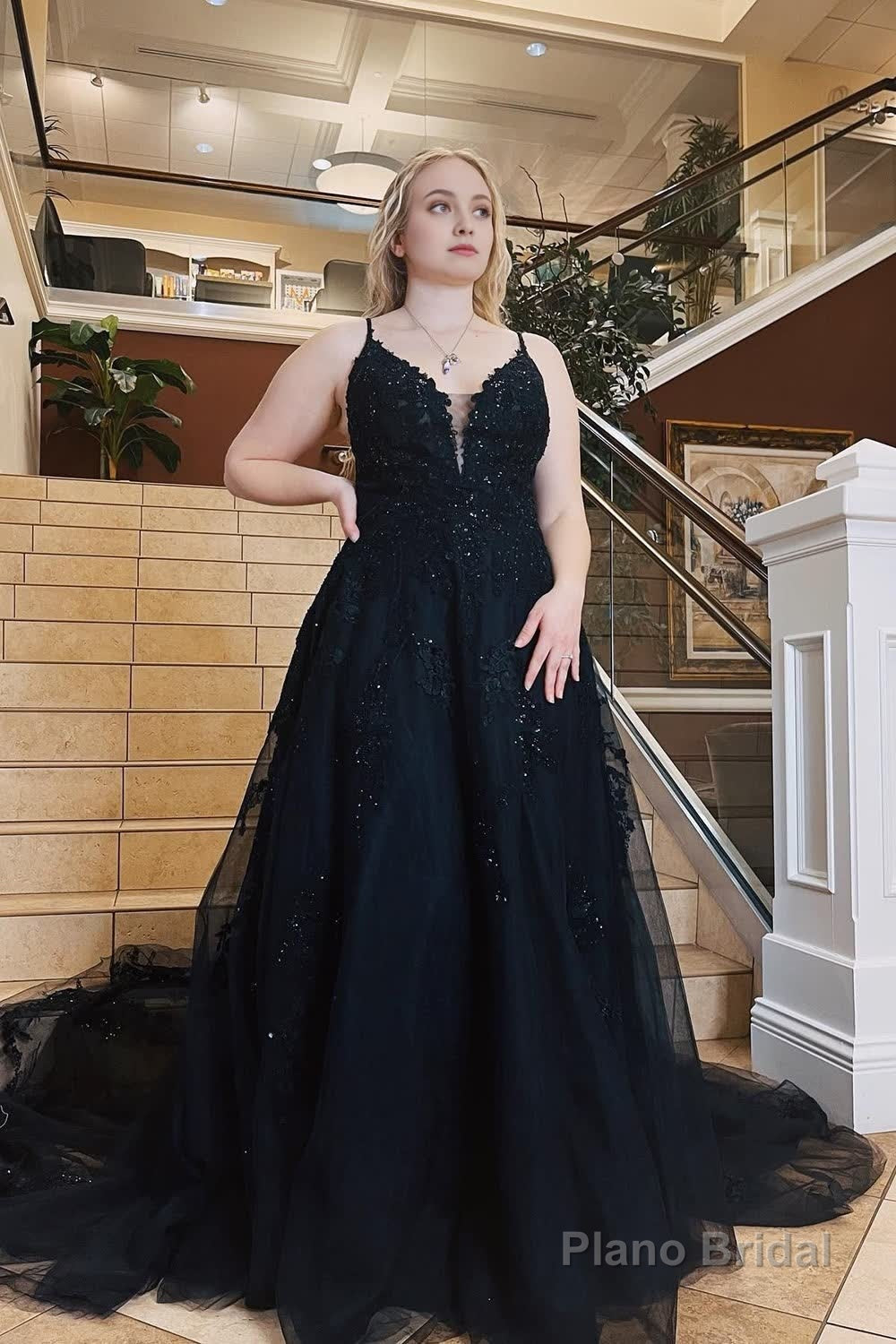 Black Spaghetti Straps A-Line Prom Dress With Appliques Main image