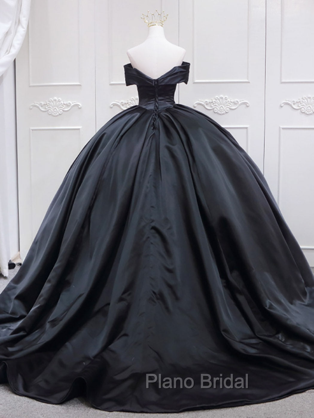 Black Sweetheart Neck Satin Long Formal Prom Gown, Black Sweet 16 Dresses
