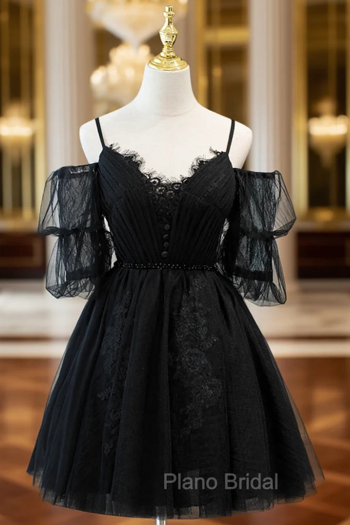 Black Tulle Lace Spaghetti Straps Pleats Homecoming Dresses