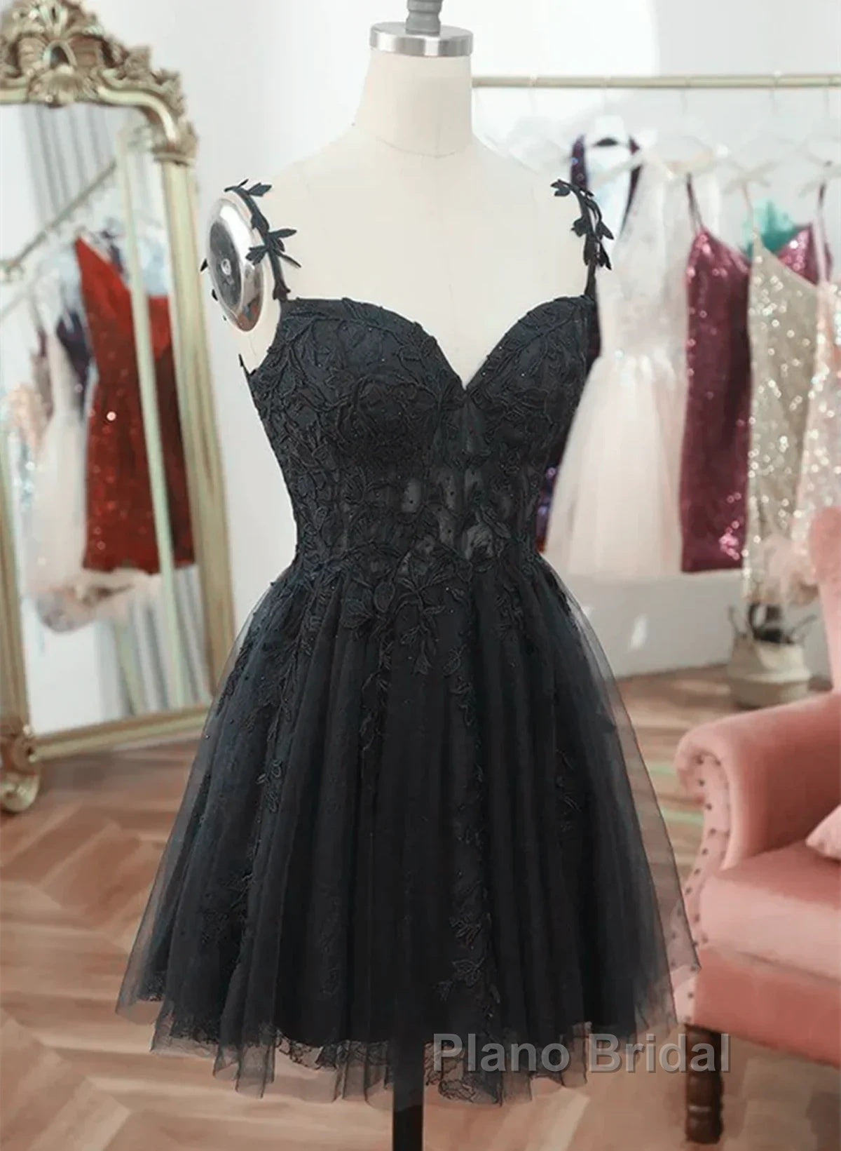 Black V Neck Beaded Tulle And Lace Formal Prom Dresses, Cute Black Homecoming Dresses Secondary image