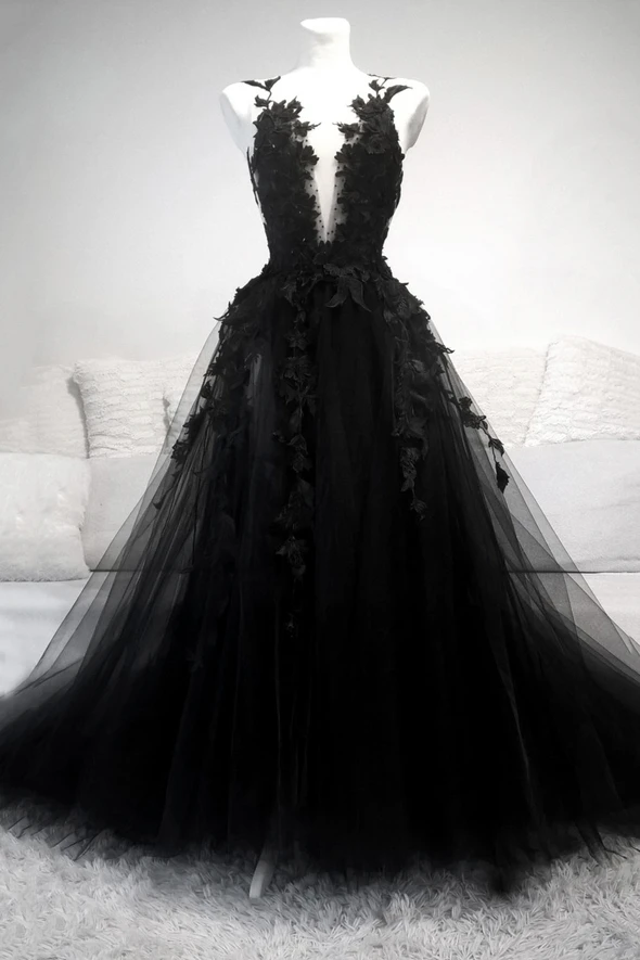 Black V Neck Lace Long Formal Prom Dresses A Line Formal Evening Dresses