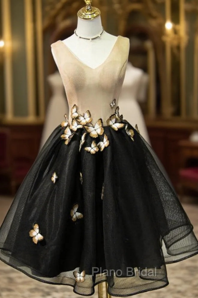Black V-neck Organza Homecoming Dresses Main image