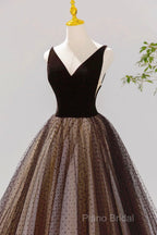 Black V-Neck Tulle Short Formal Prom Dresses, A-Line Black Tea Length Party Dresses
