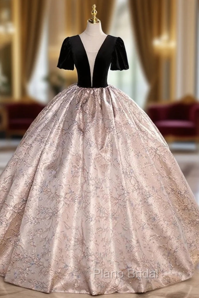 Black Velvet Short Sleeve Quinceanera Dresses Main image