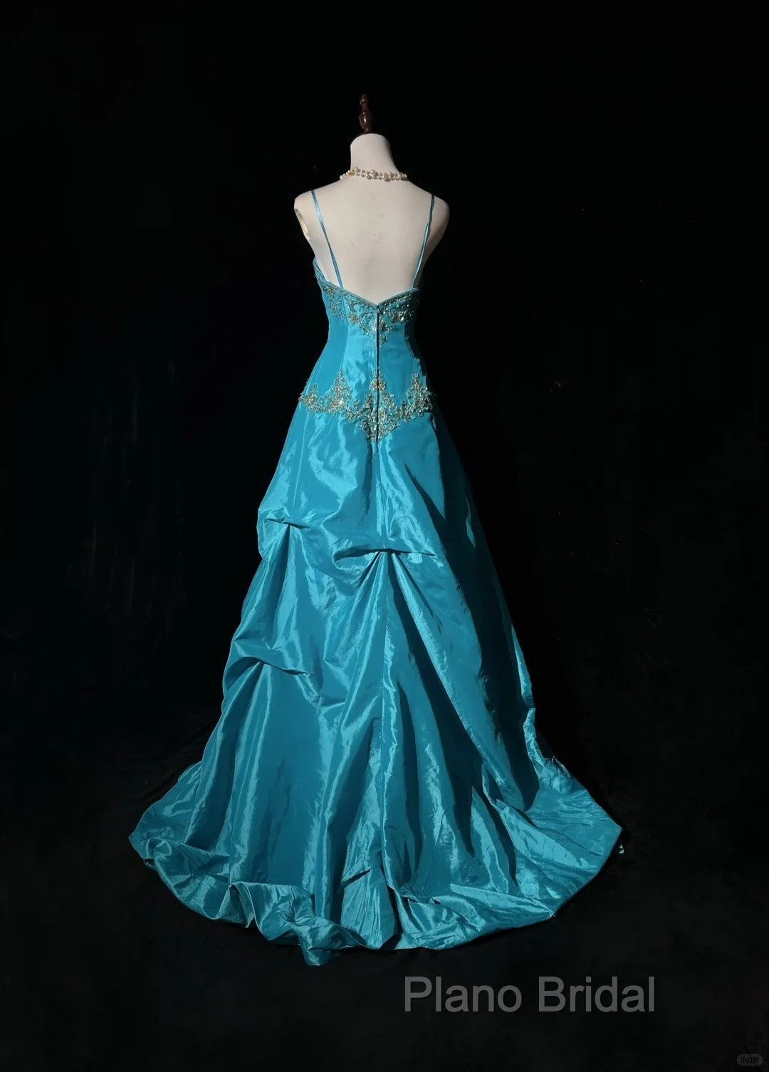 Blue A-Line Spaghetti Straps Satin Beaded Long Formal Prom Dresses Sweetheart Neck Applique Graduation Formal Prom Dresses