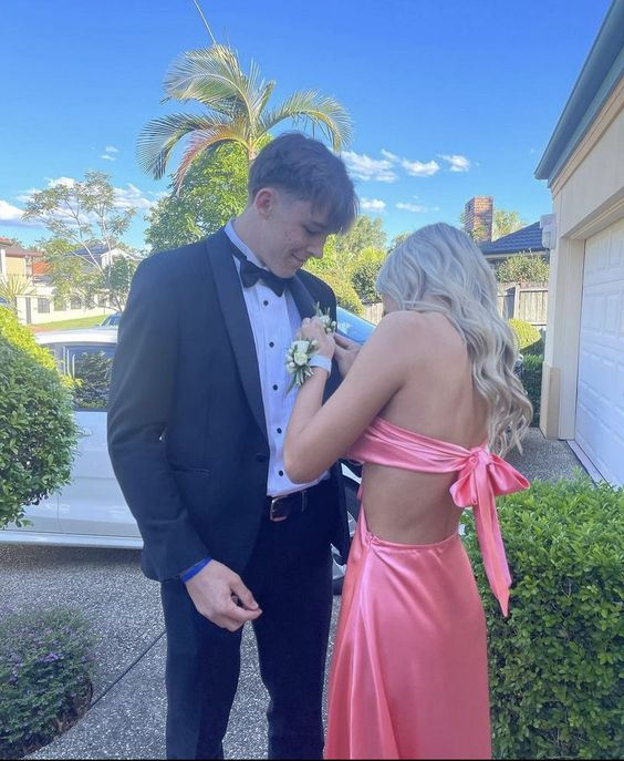 Charming Pink Sweetheart Backless Long Formal Prom Dresses