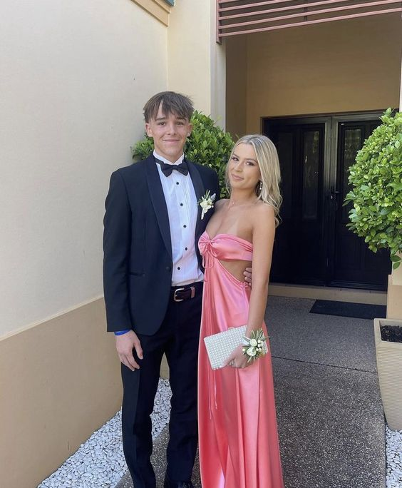Charming Pink Sweetheart Backless Long Formal Prom Dresses